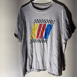 NASCAR Graphic T-Shirt Size XL White Racing Tee Checkered Flag Print
